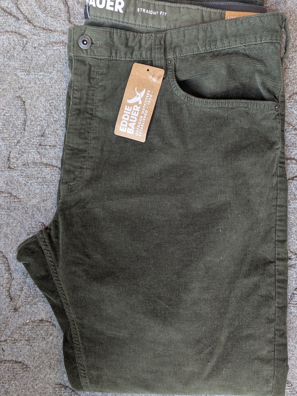 Eddie Bauer Men's Corduroy Pants in Dark Olive